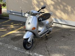 PIAGGIO Vespa 125