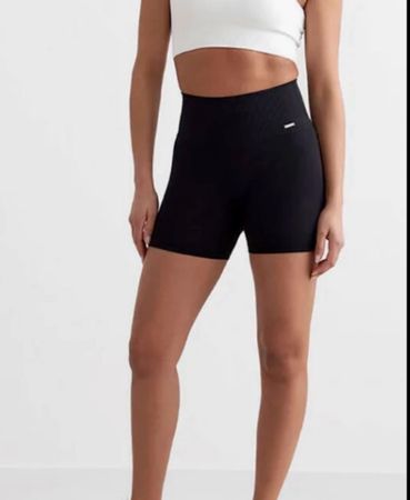 Aim’n Black High Waisted Sport Shorts - S