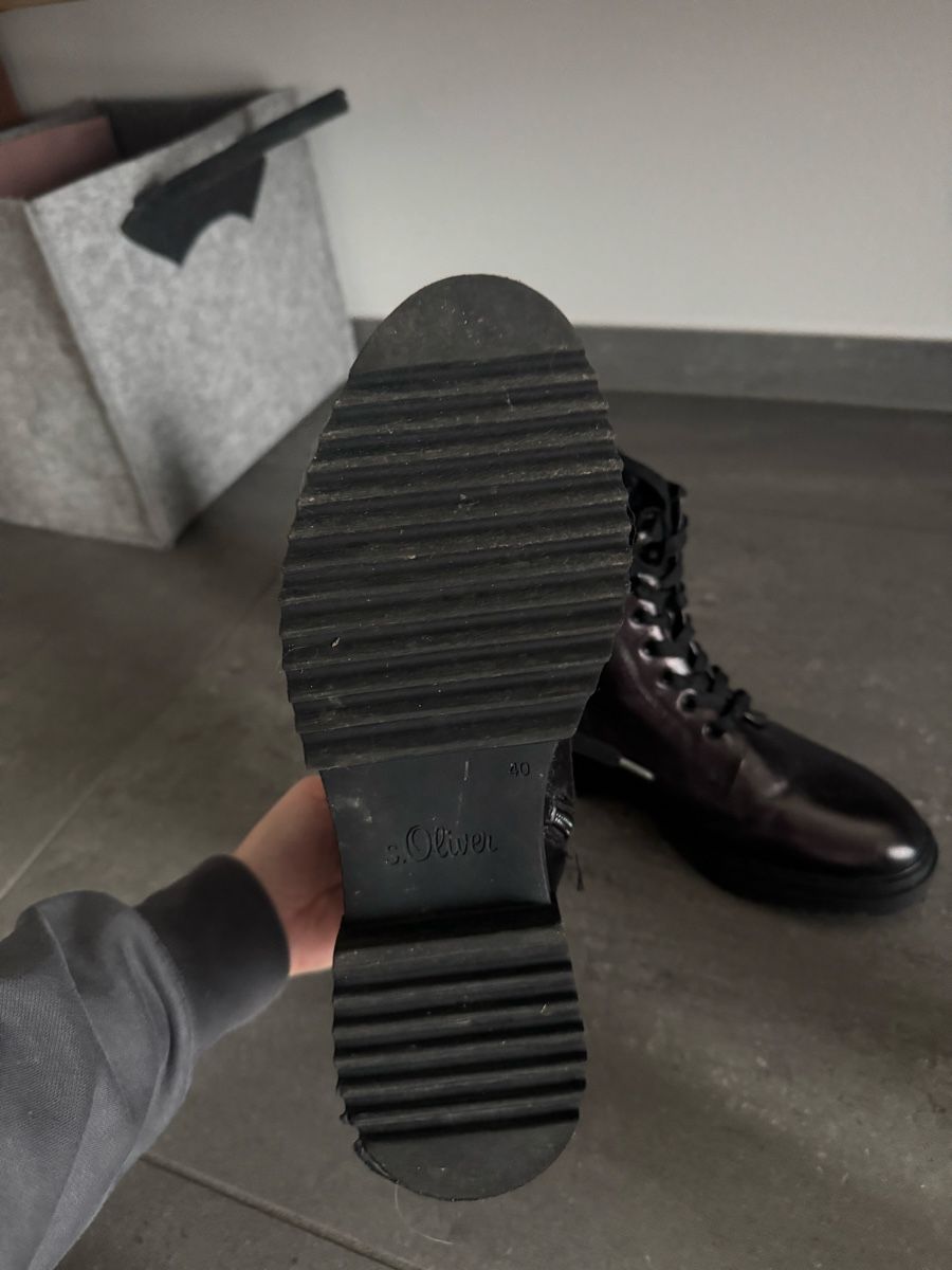 S.Oliver Scarpe da donna: Schwarz glänzende Stiefeletten – Usato da Adligenswil venduto da lor_2zfw 3
