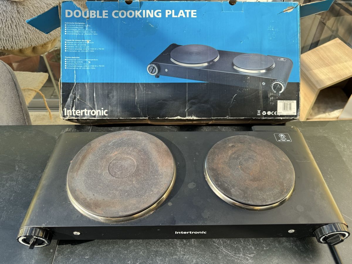Plateaux: Doppel Kochplatte – D'occasion à Thun par Pfausi1966