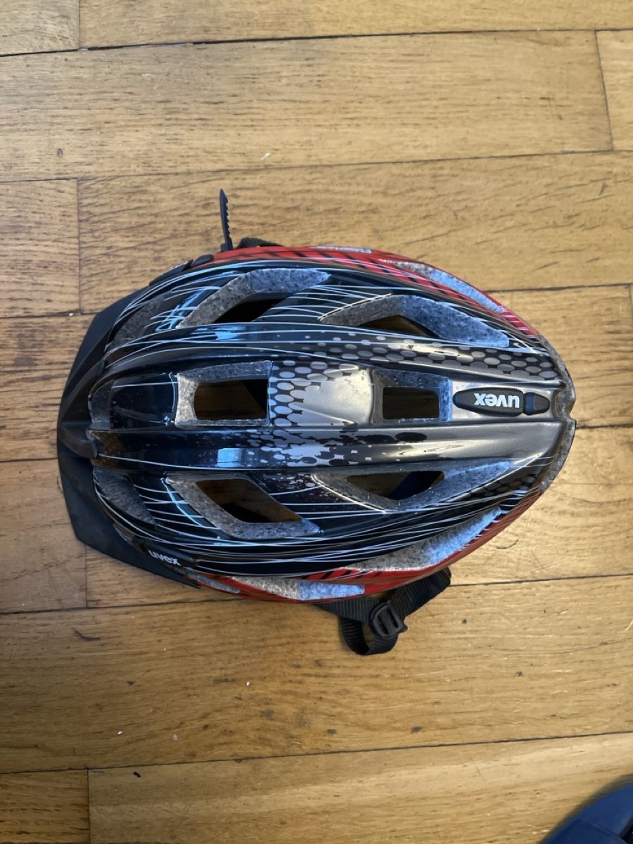 Caschi: Velohelm – Difettoso da Basel venduto da Buechermensch