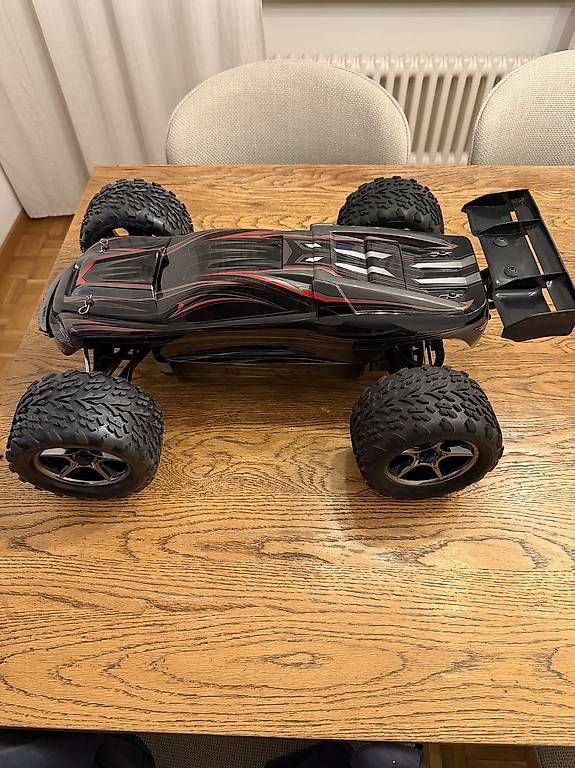 Modellismo RC: Traxxas E-Revo 1:10 – Usato da Meilen venduto da cambie 1