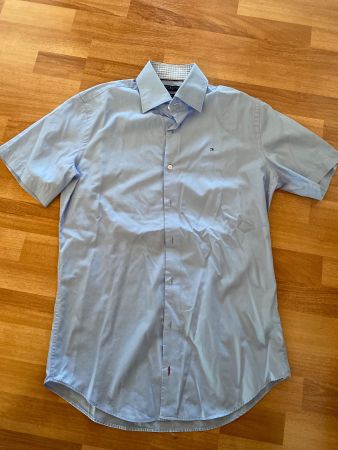 Tommy Hilfiger Kurzarm Hemd fittet Gr. 38 hellblau