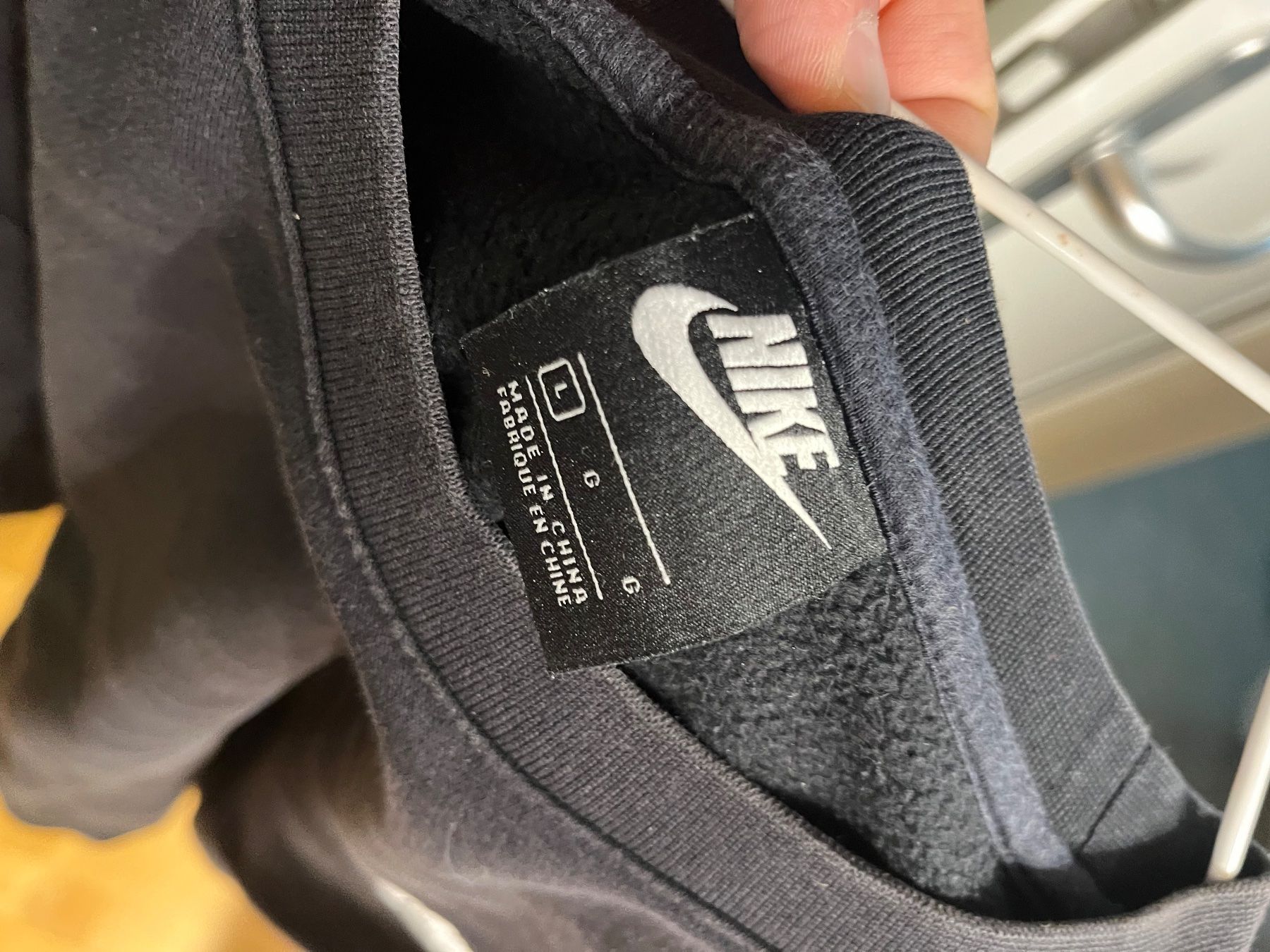 Nike Maglioni & Felpe: Nike Pull-over noir M – Usato da Treyvaux venduto da afa_7zpz 2