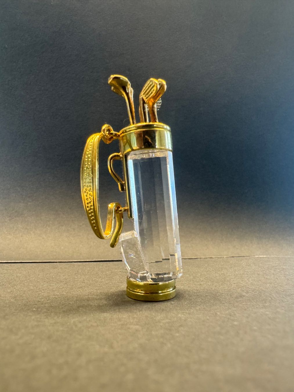 Swarovski Statuette: Swarovski Kristallfigur Golfbag – Usato da Mühlau venduto da RotHluchs 2