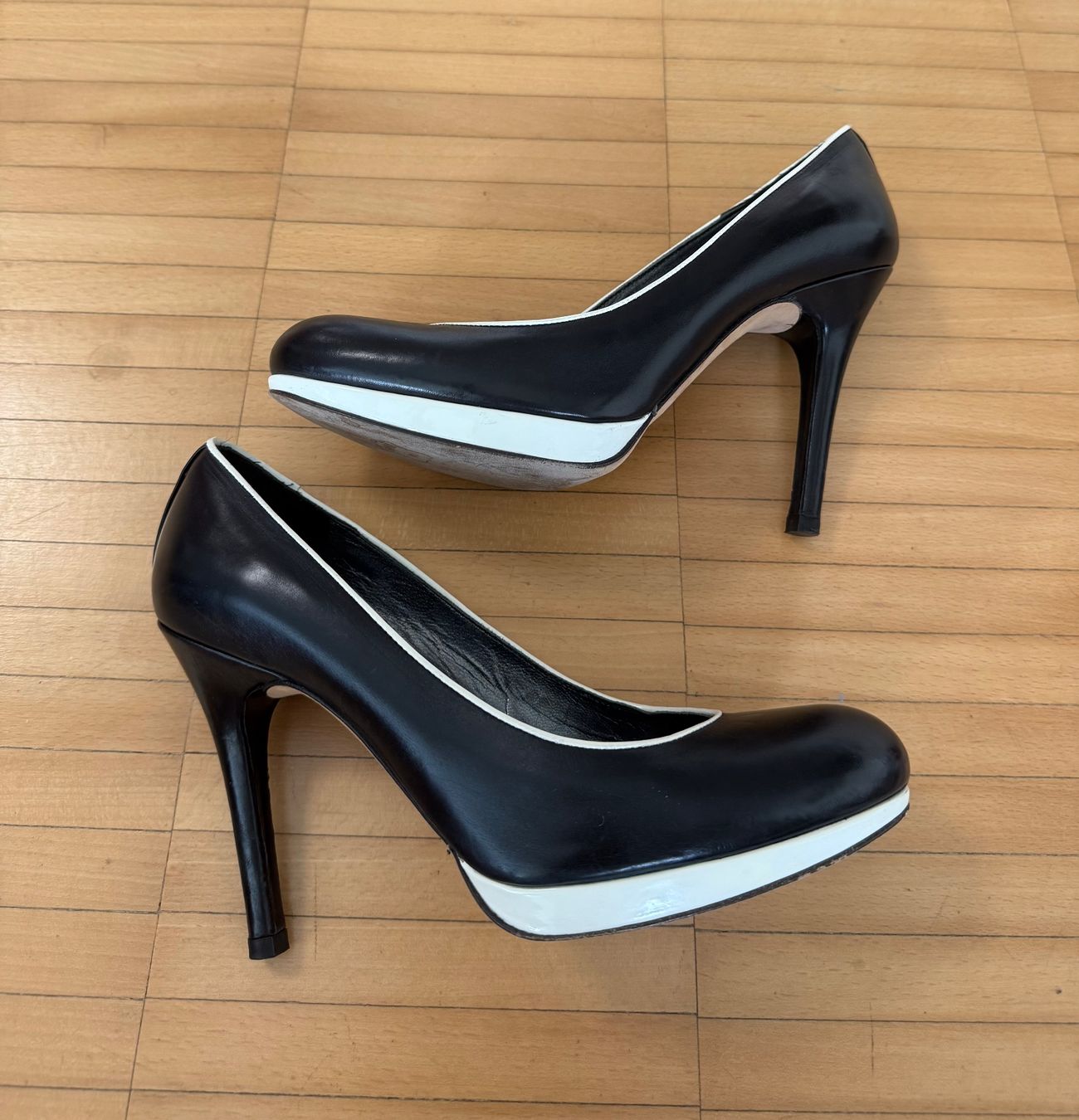 Stuart Weitzman Scarpe da donna: Stuart Weitzman Pumps Gr. 36 - NP 500 CHF – Nuovo (secondo la descrizione) da Frauenfeld venduto da LIL_NA 4