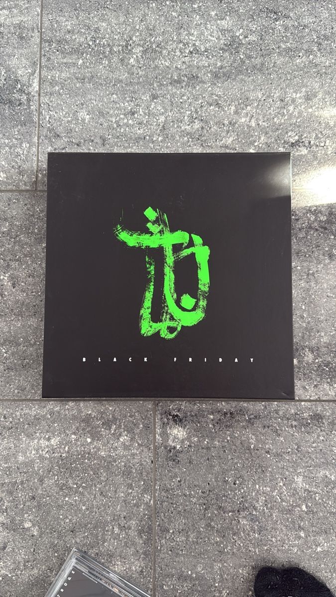 CD: Bushido Sammlung Preisvorschlag – Nuovo (secondo la descrizione) da Menziken venduto da AdrianoM235i