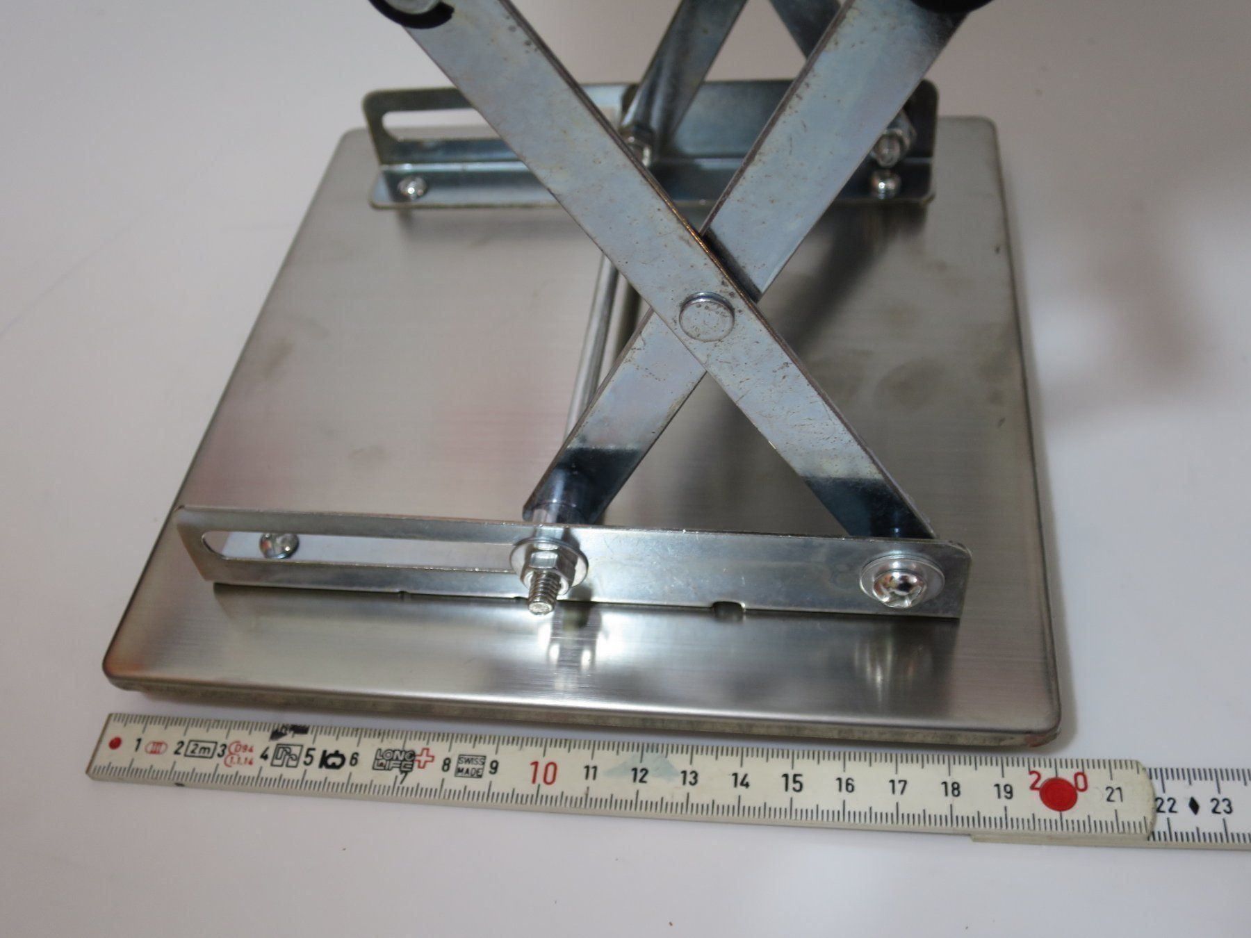 Tutti gli attrezzi: gr. mechanischer Laborboy /Hebebühne NEU – Nuovo e nell'imballaggio originale da Zürich venduto da 1.Simon 5