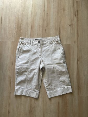 Marc Cain Bermuda beige 3 ou 36/38 bon état