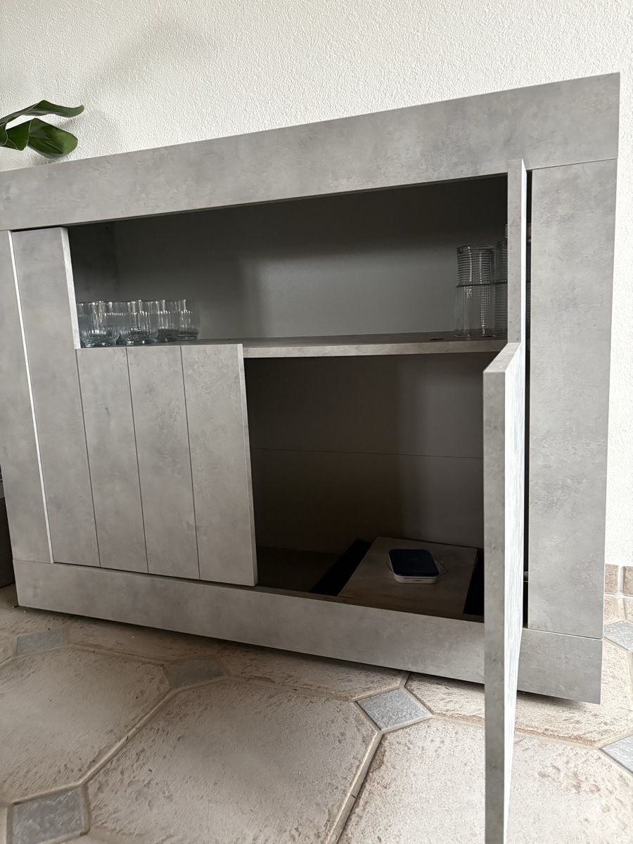 Commodes: Kommode – Neuf (Voir description) à Hombrechtikon par tamyverkauft 2