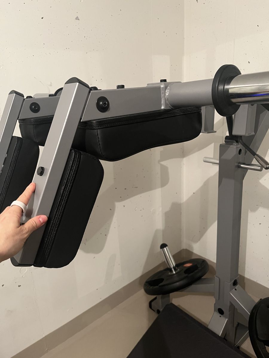 Vélos d'appartement: Body Solid SQUAT Machine – Neuf (Voir description) à Dietikon par Berry2407 4