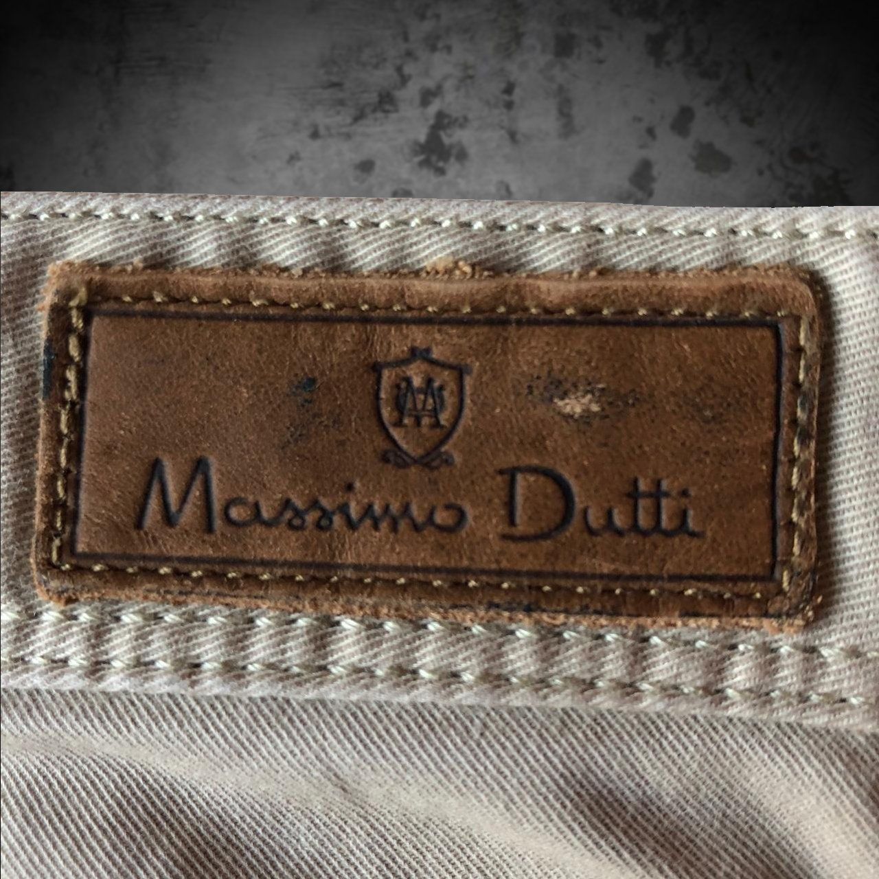 Massimo Dutti Pantaloni: Pants Massimo Dutti Beige Men 30 – Usato da Genève venduto da ang_7j7j 5