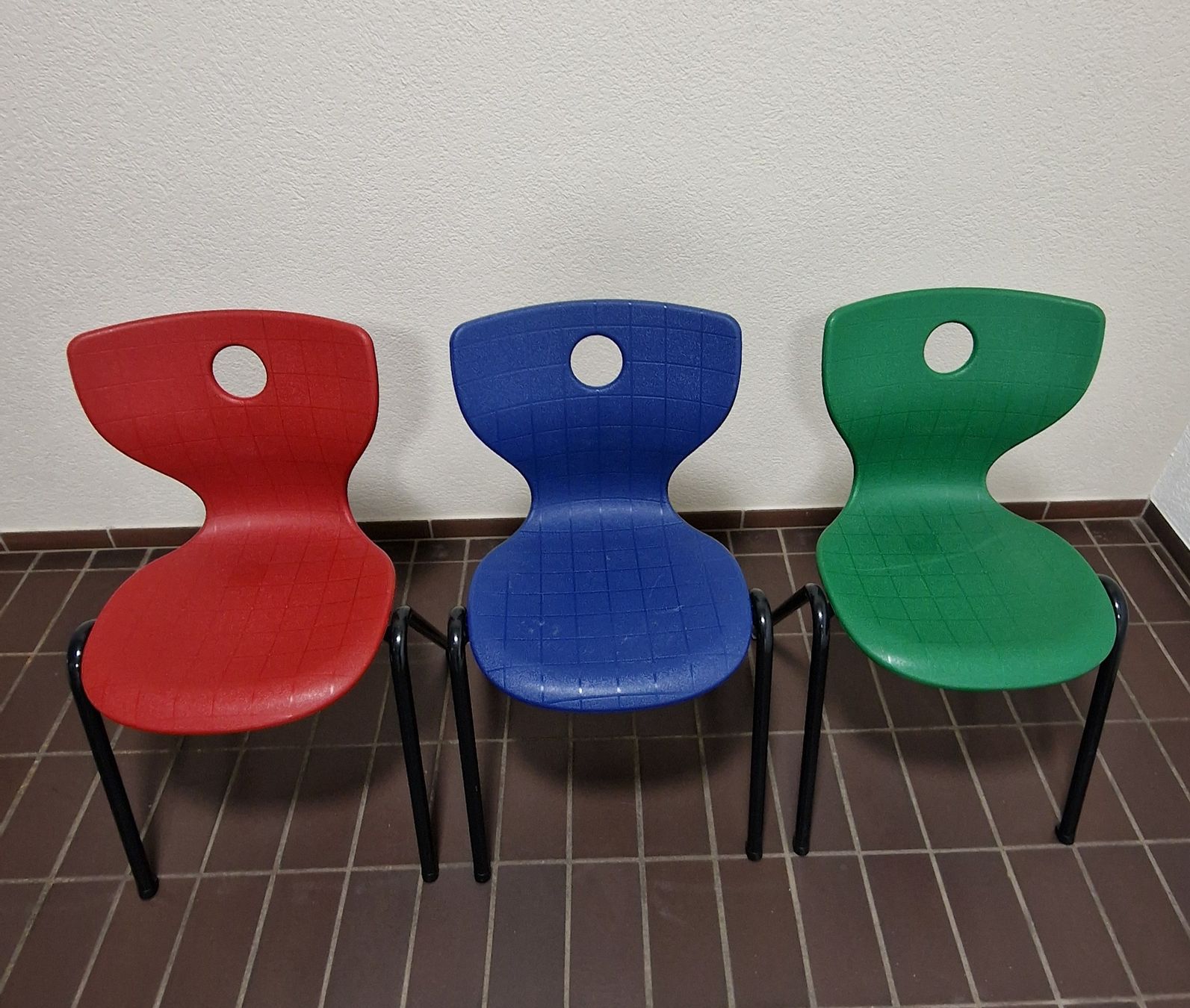 Stühle: 14 Stühle – Gebraucht aus Zug von fab_q22m
