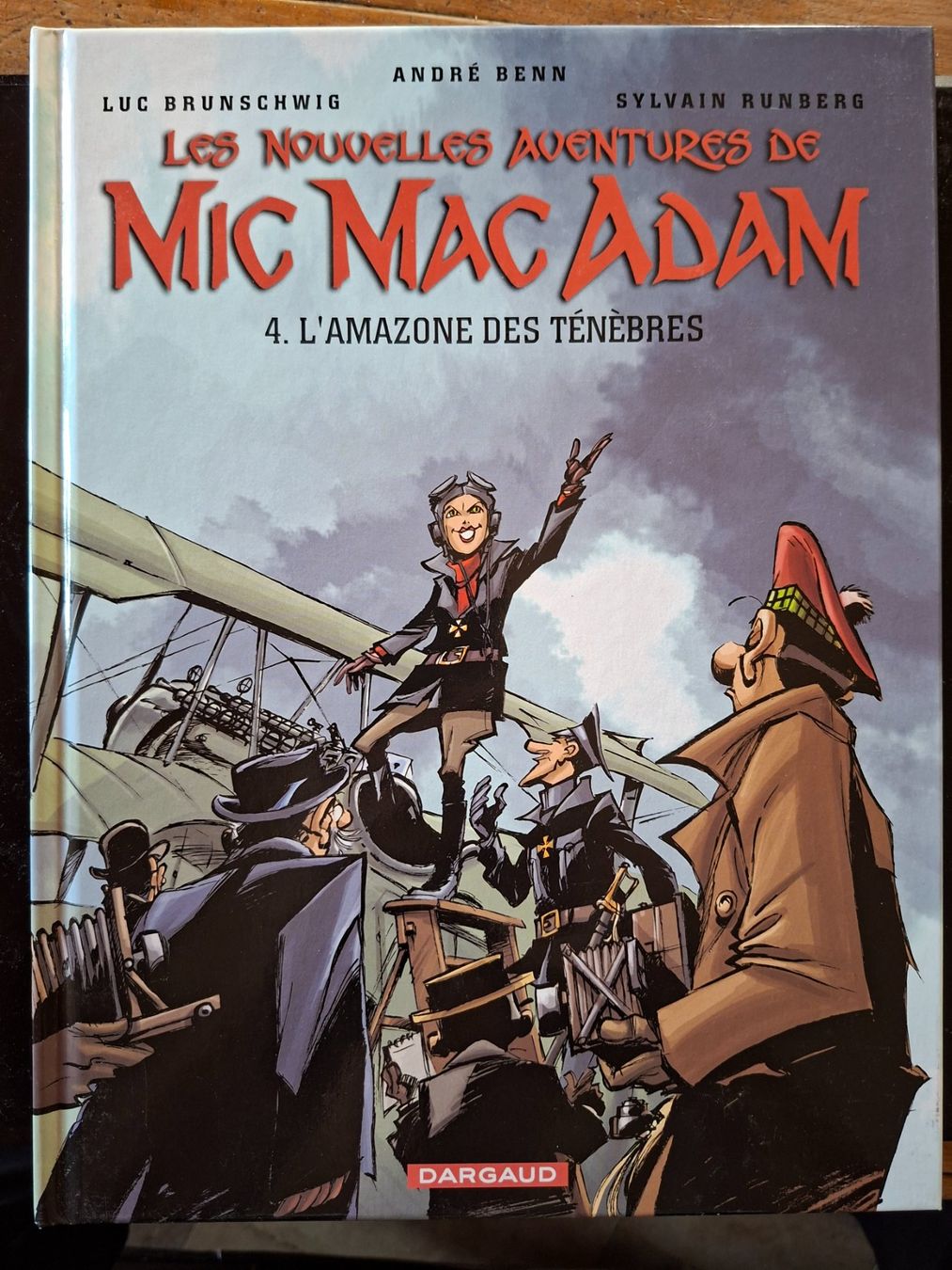Fumetti: MIC MAC ADAM N°4 EO  Amazone des ténèbres – Usato da Neuchâtel venduto da skajams