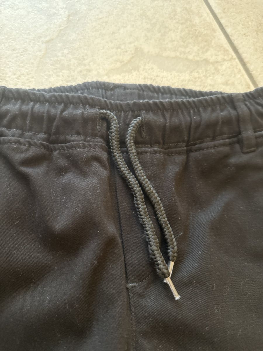 Pantaloni: Hose Gr.ca.10-12 J. – Usato da Waltenschwil venduto da lina-04 4