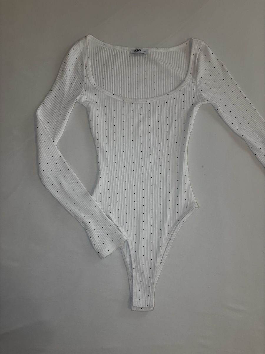 Ensembles coordonnés: lot de hauts – Neuf (Voir description) à Vouvry par sha_rk5q 1