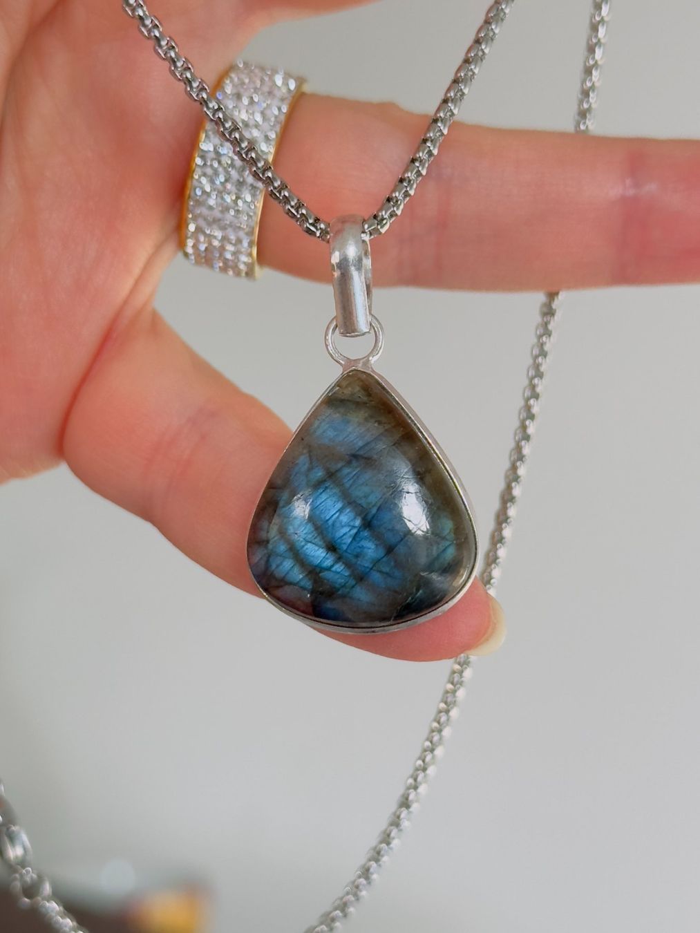 Catenine: Labradorite necklace – Nuovo e nell'imballaggio originale da Genève venduto da AGBERG 8