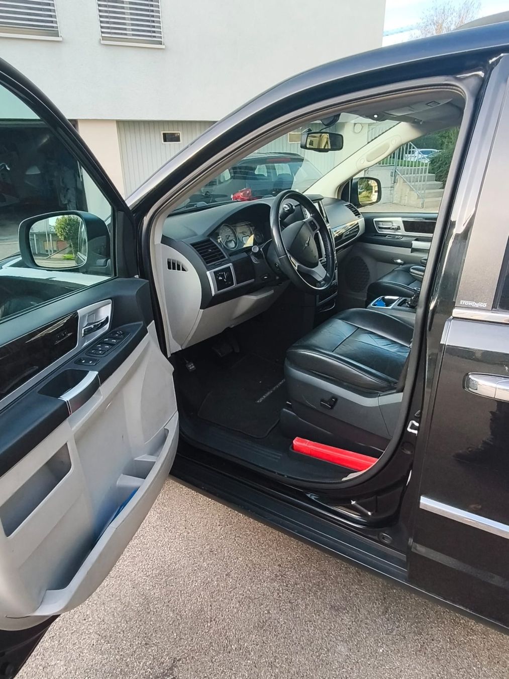 Chrysler Autos: Chrysler Grand Voyager Van – Gebraucht aus Wittenbach von rose_rosi 7