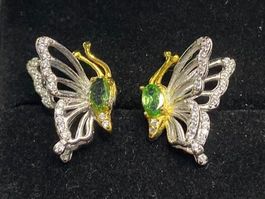 Schmetterling Ohrringe mit Smaragt Edelsteinen, neu!
