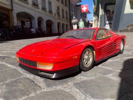 Ferrari 1:10. Lieferung Gratis