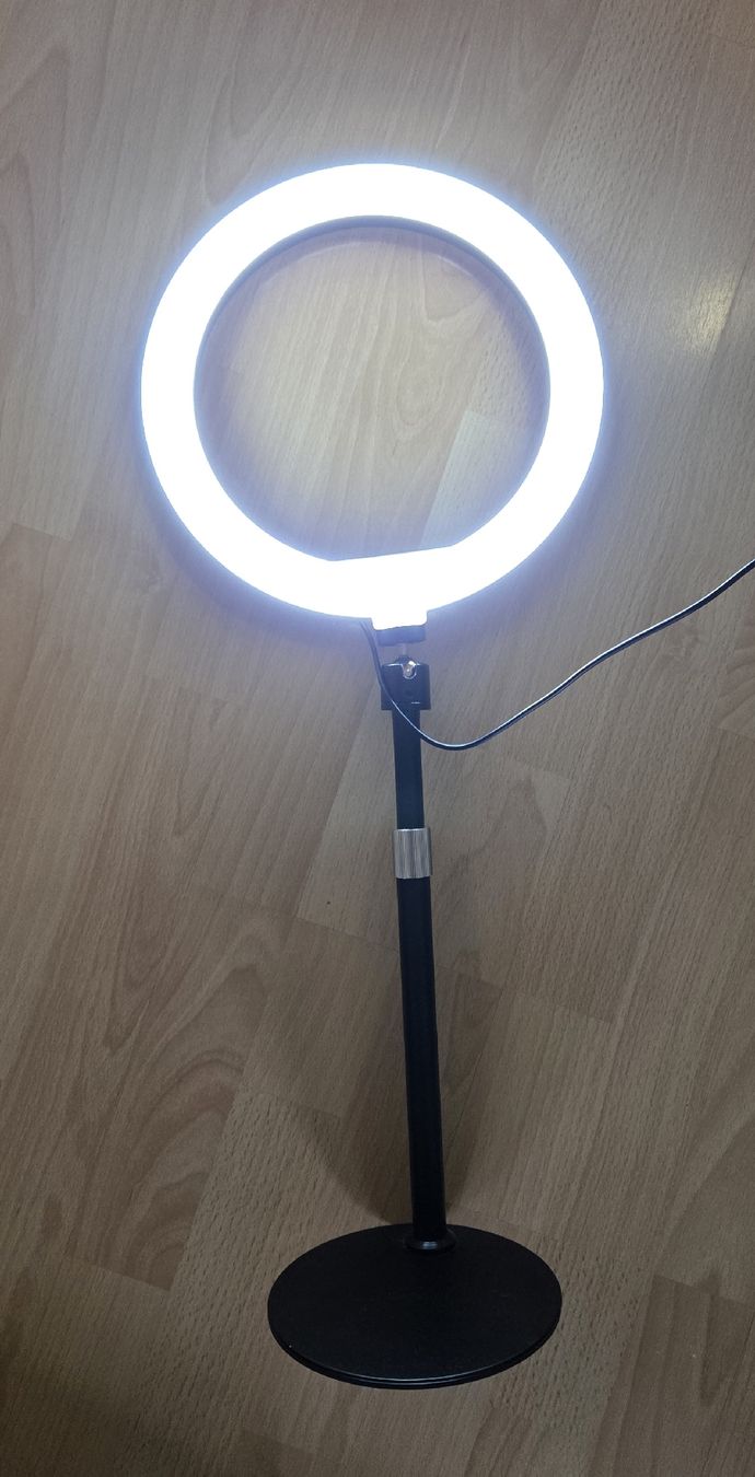 Lampade: Ring Licht – Usato da Triesen venduto da SxTY 1