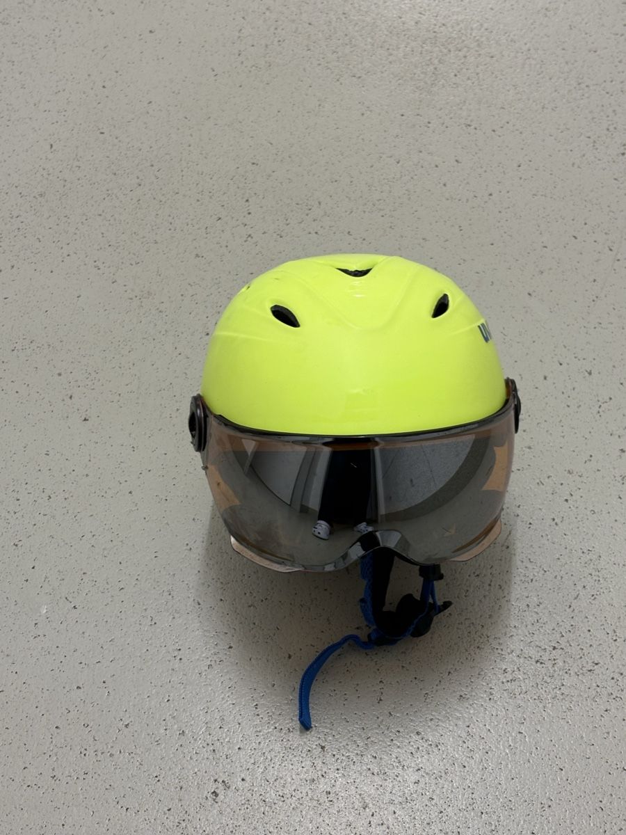 Uvex Casques: Kinder Skihelm Uvex 54-56cm – D'occasion à Schliern b. Köniz par Eitschei76 1
