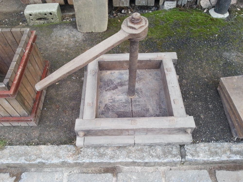 Tutte le macchine: Ancien pressoir – Difettoso da Vicques venduto da prairie0809 2