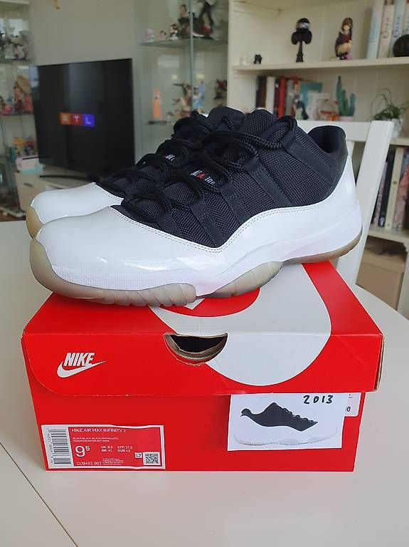 Scarpe da uomo: Nike Air Jordan 11 Low "Reverse Concord" 2013 Grösse 45 – Usato da Windisch venduto da Xabeba