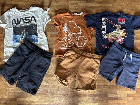 3 Tshirts / Kurzhosen Basics gr. 116/122