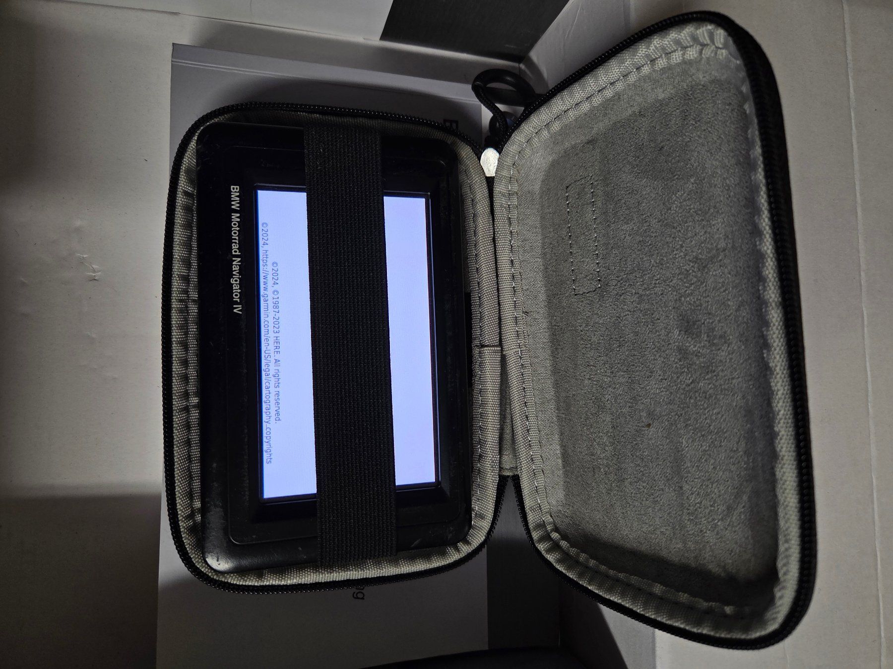 Navigationsgeräte: BMW Navigator IV – Gebraucht aus Wallisellen von Minco 2