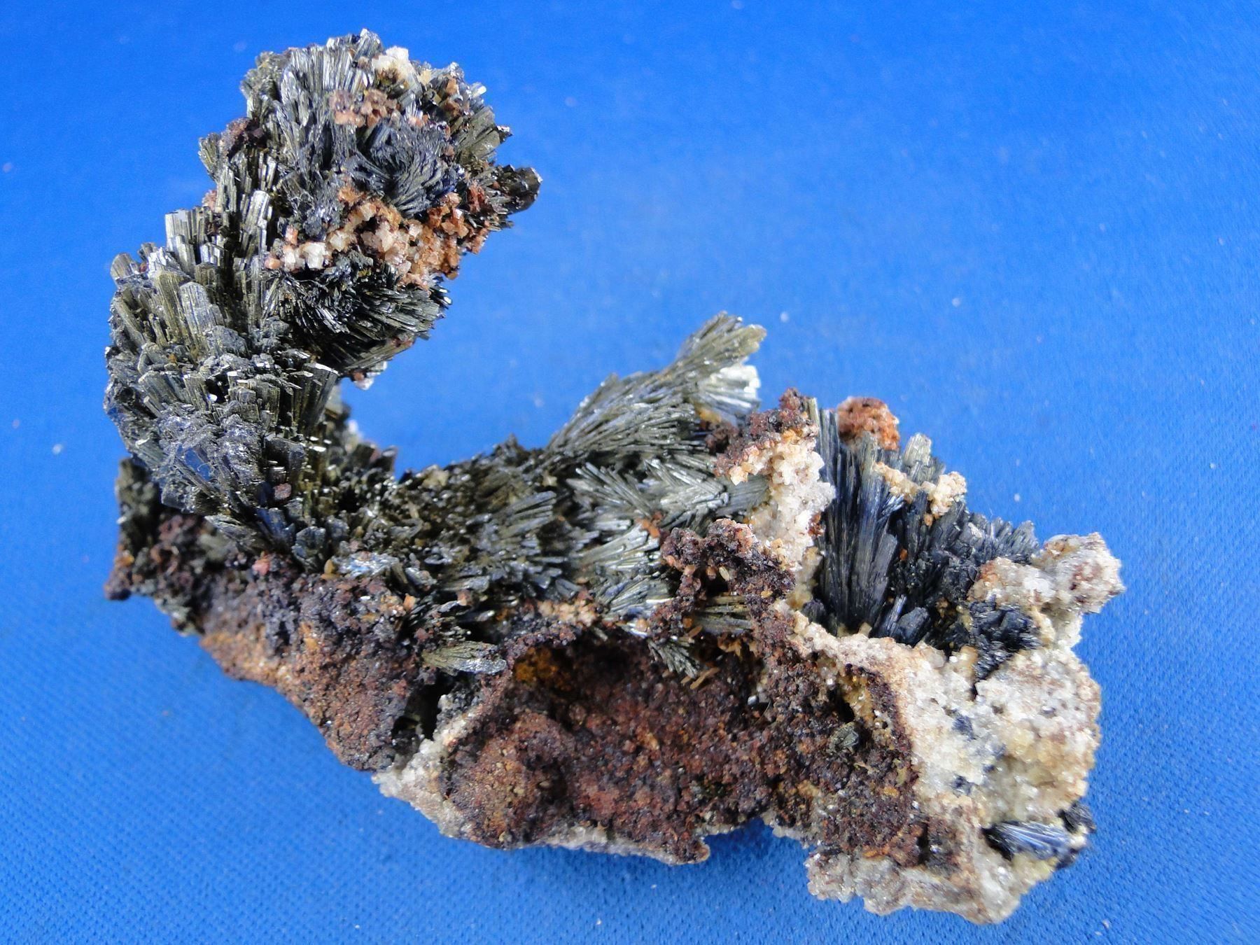 Minerali & Pietre curative: Stibnit auf Siderit – Usato da Schinznach Bad venduto da Demerald 3