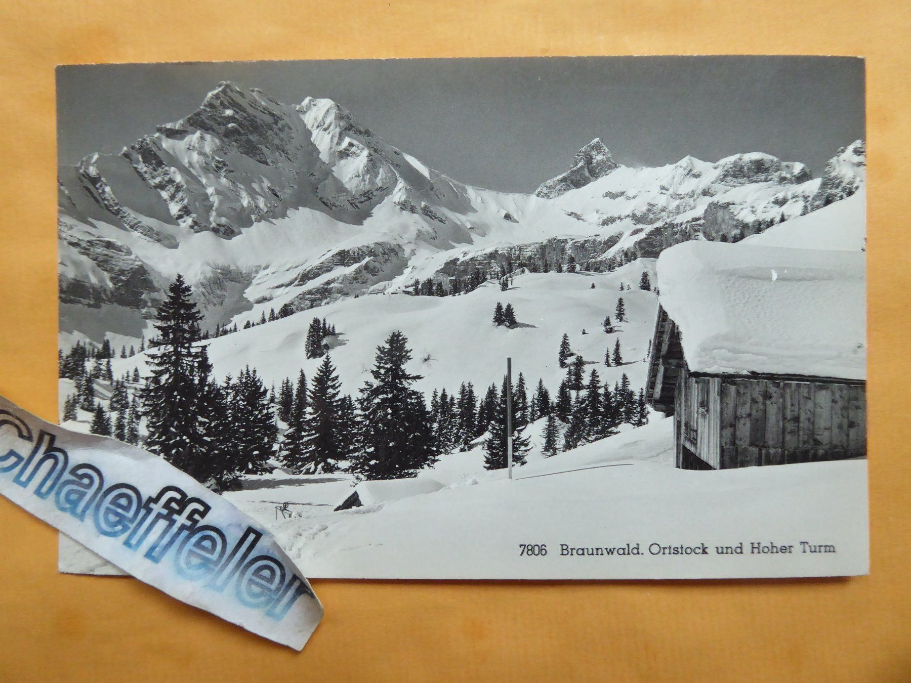 Cartoline postali: 7806 Braunwald. Ortstock mit Hoher Turm – Usato da Zürich venduto da Chaeffeler