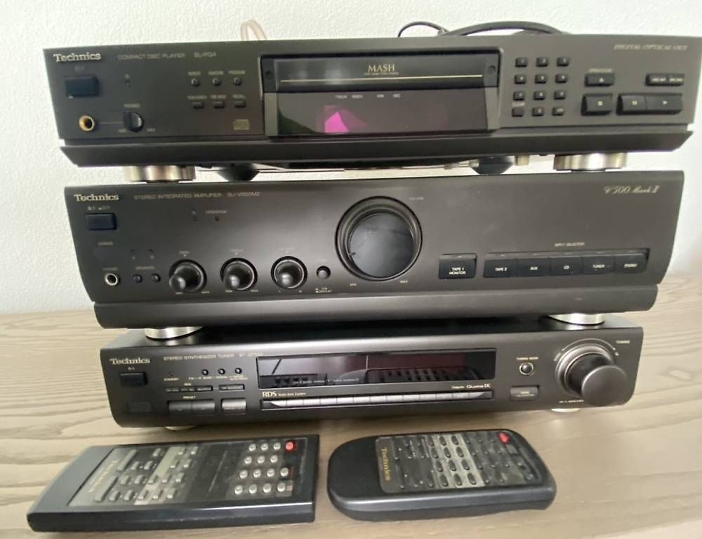Technics Amplificatori: Technics SU-V500M2 Verstärker – Usato da Wädenswil venduto da Igax 1