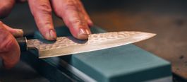 Messer Schleifservice mit Schleifstein