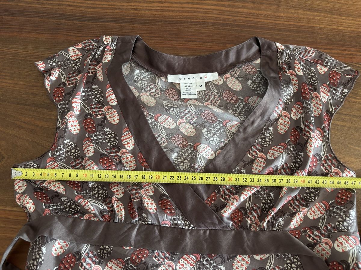 Blusen: Bluse Seide Gr. M – Gebraucht aus Winterthur von san_wd8j 6
