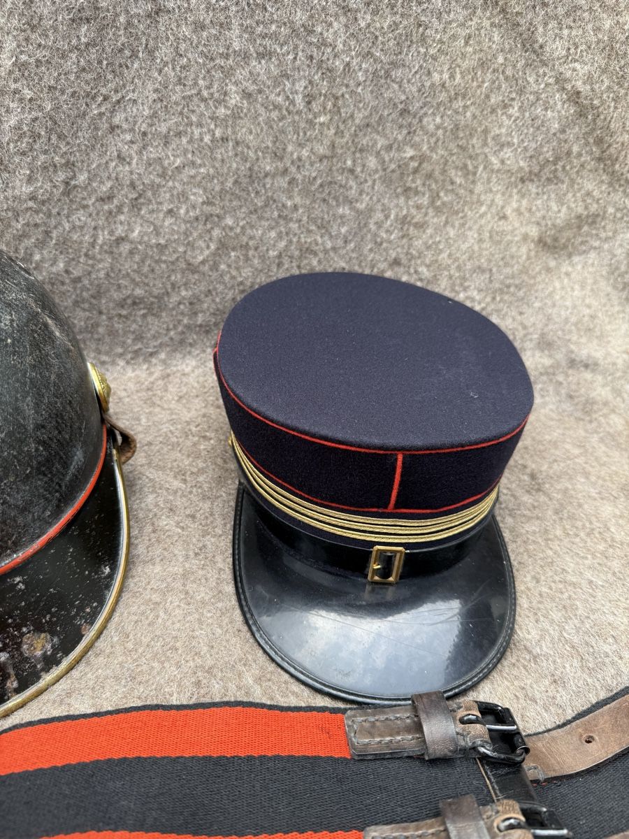 Uniformen: Lot uniforme pompier – Gebraucht aus Fribourg von Ardoffel 2