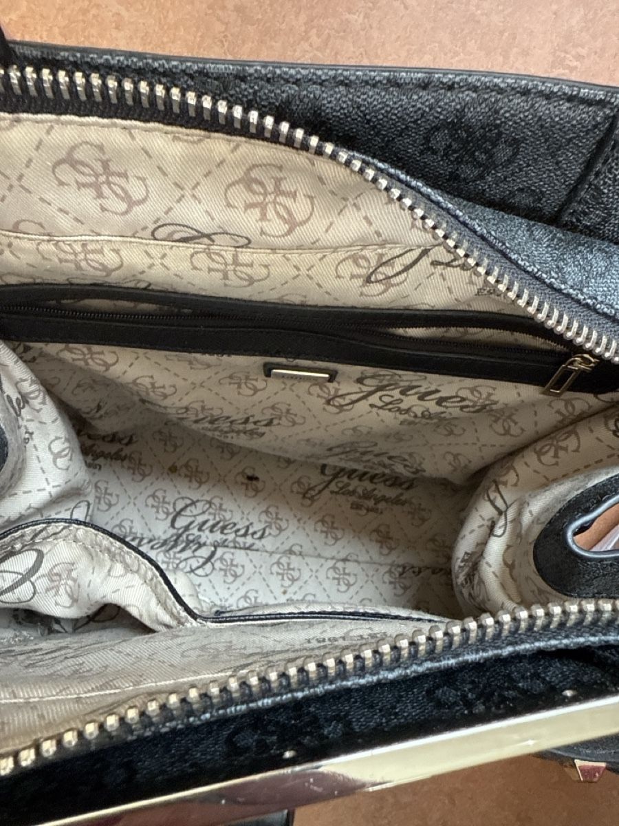 Guess Borse da donna: Guess Henkeltasche/Handtasche, schwarz – Usato da Bassersdorf venduto da padriga68 2