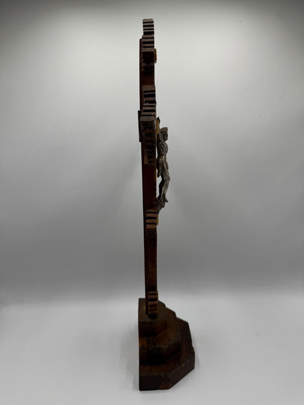 Statuette: Altes Kruzifix , Holz, religiös – Usato da Sachseln venduto da BONATI01 7