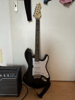 E-Gitarre Gear4music schwarz mit Verstärker Set gebraucht
