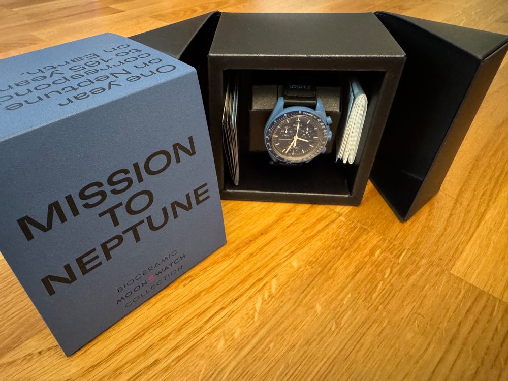 Swatch Orologi: Swatch x Omega Moonswatch Mission to Neptune - Neu! – Nuovo e nell'imballaggio originale da Zürich venduto da Benoni111