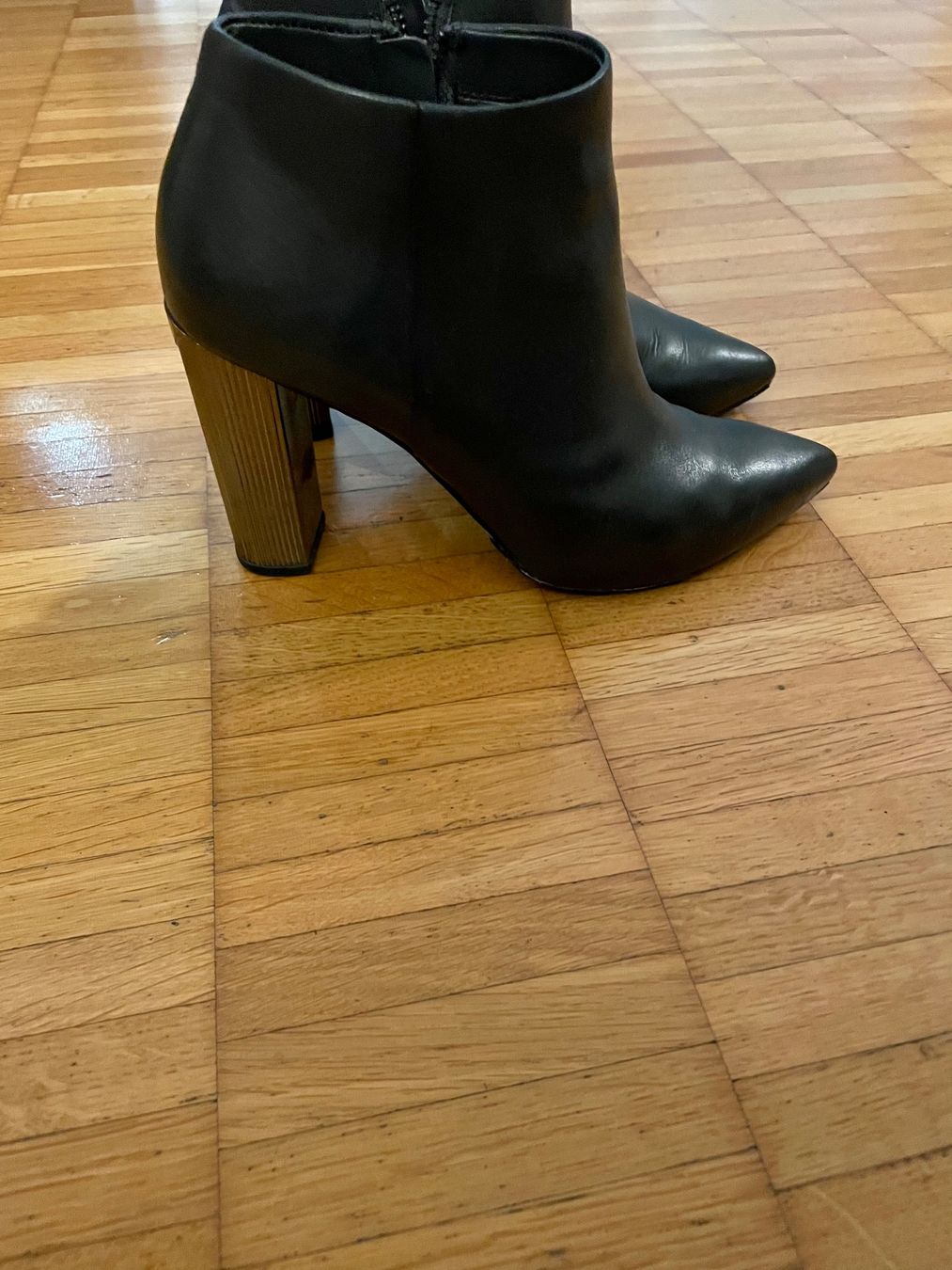 Michael Kors Scarpe da donna: Michael Kors Damen Stiefel – Usato da Zürich venduto da VictoriaGVA 1