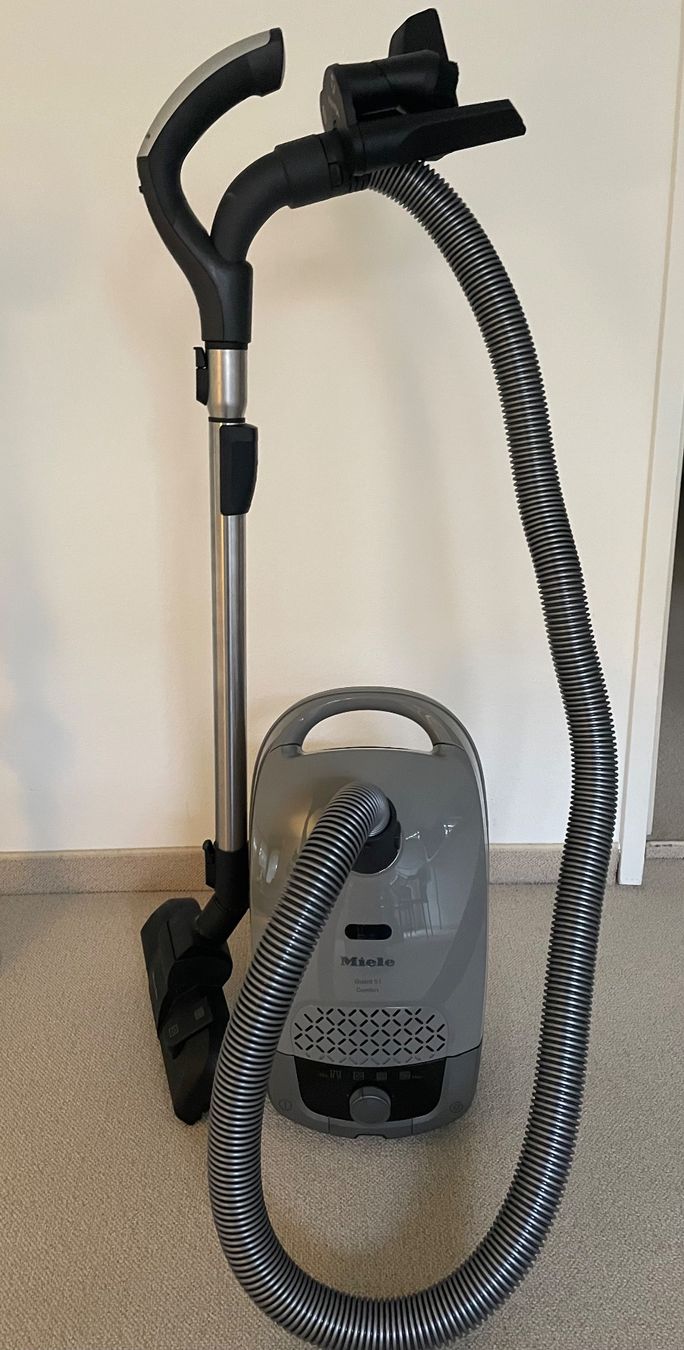 Aspirapolveri & Accessori: Staubsauger MIELE Guard 1 Comfort – Usato da Birmensdorf ZH venduto da magri01