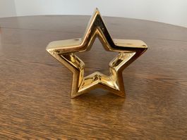 Stern goldfarbig klein