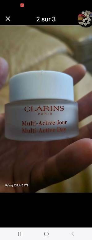 Cura del viso: Crème de jour Clarins 10 pots 100fr – Usato da Versoix venduto da Ruzipat1
