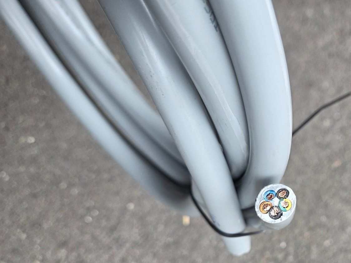 Kabel: KABEL 5x4 5x4mm2 5G4 Litze 3m – Gebraucht aus Zürich von eymen20 2