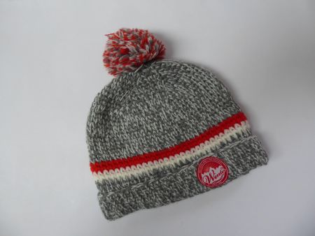 Coole Wintermütze Mc Kinley, unisex ab ca. 14 Jahren