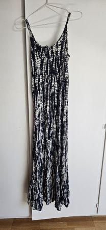 PIGALLE Kleid lang Sommerkleid Grösse M