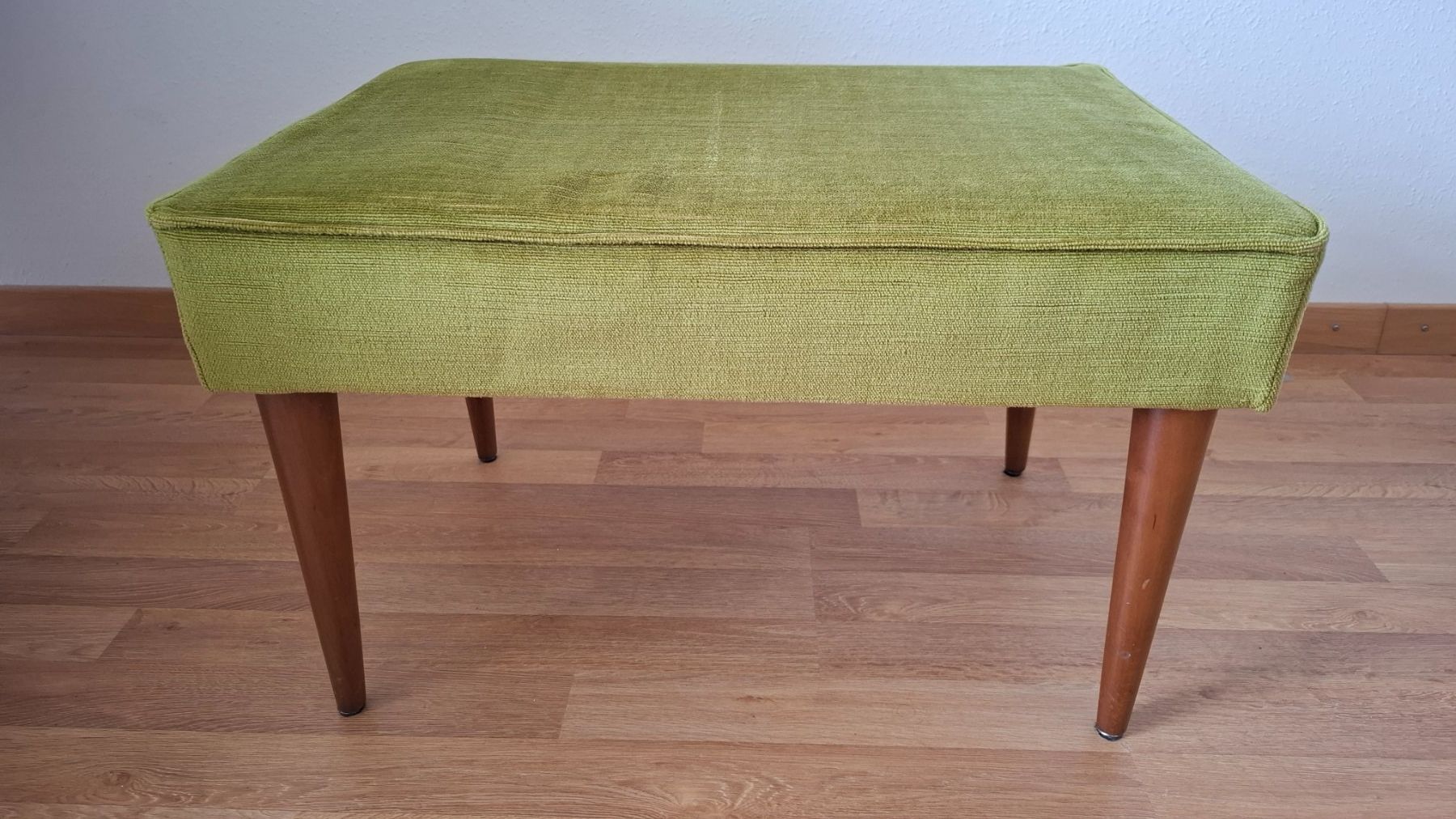 Sgabelli: Retro Hocker / Fussschemel, Grün – Usato da Basel venduto da raawree