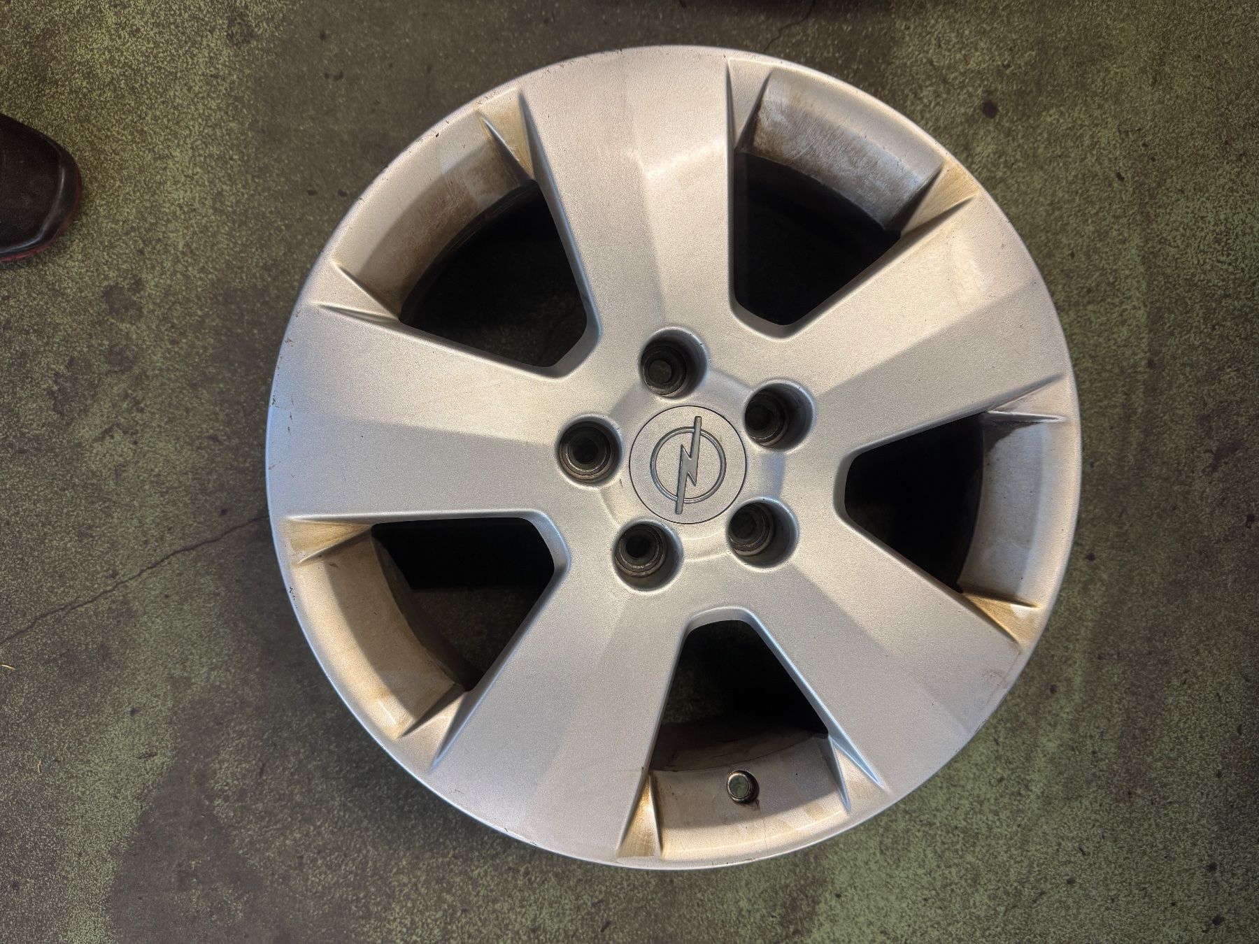 Opel Cerchioni: Alufelge opel – Usato da Widen venduto da Dinero02 2