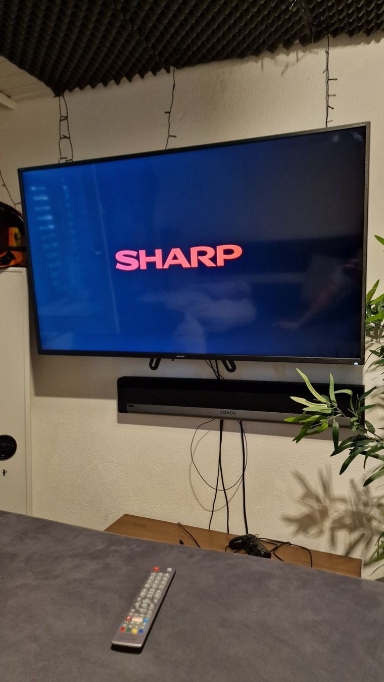 Sharp Televisori: Sharp 50", LCD, 4K – Usato da Bottighofen venduto da Zwanzgerli